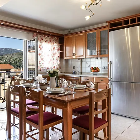 Pavlos * Argostoli (Kefalonia)