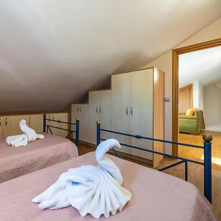 Pavlos Apartment *